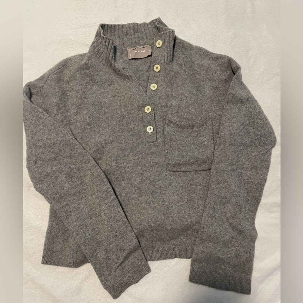 Everlane cashmere sweater